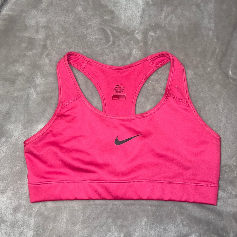 Nike Women's Medium-Support Non-Padded Sports Bra